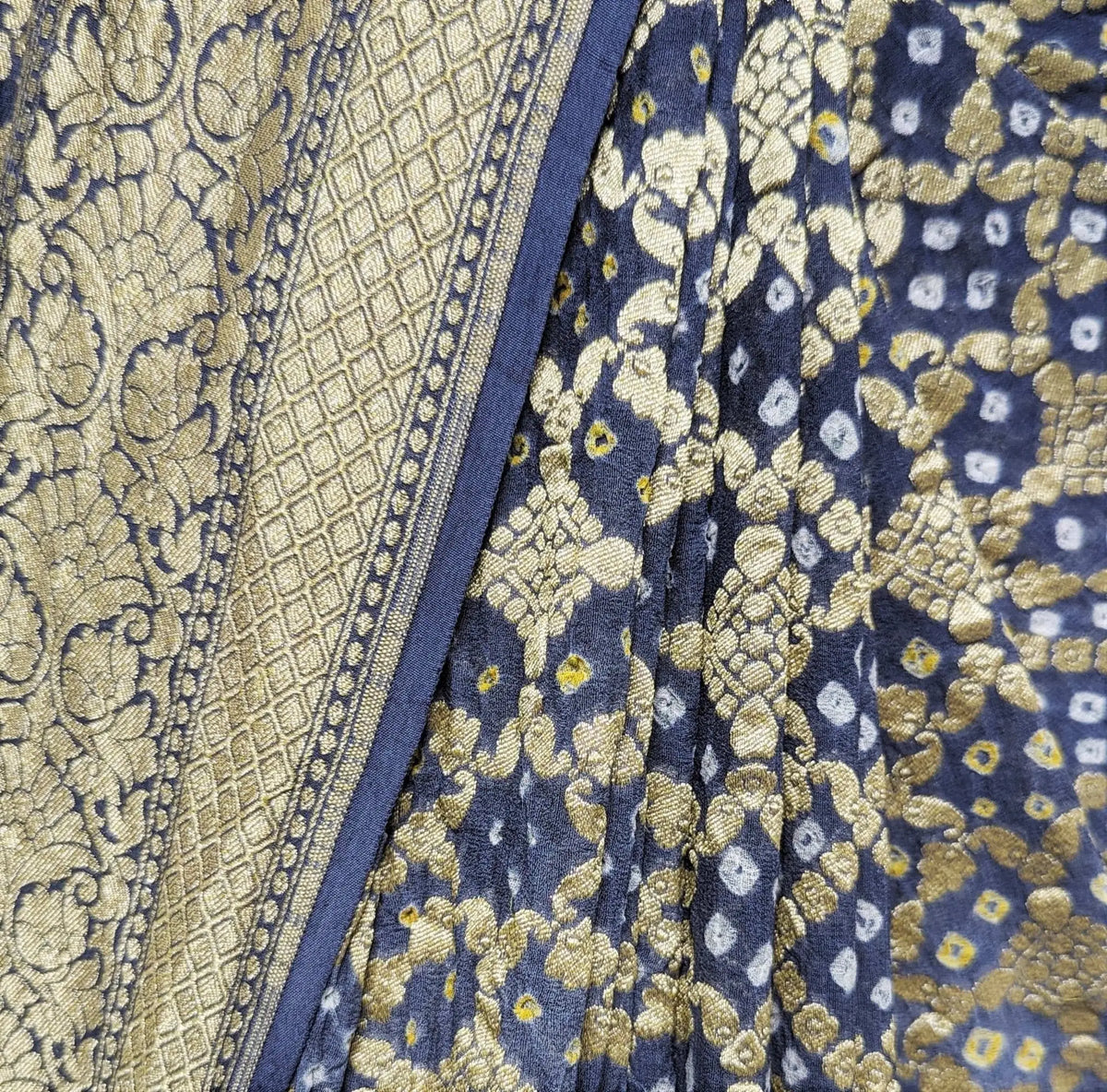 Pure Georgette Banarasi Bandhej Handloom Saree In Dual Shades Of Grey - Bharat Silk House Bandhej