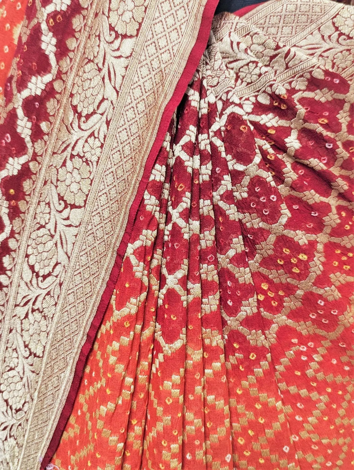 Pure Georgette Banarasi Bandhej Handloom Saree In Dual Shades Of Red & Orange - Bharat Silk House Bandhej