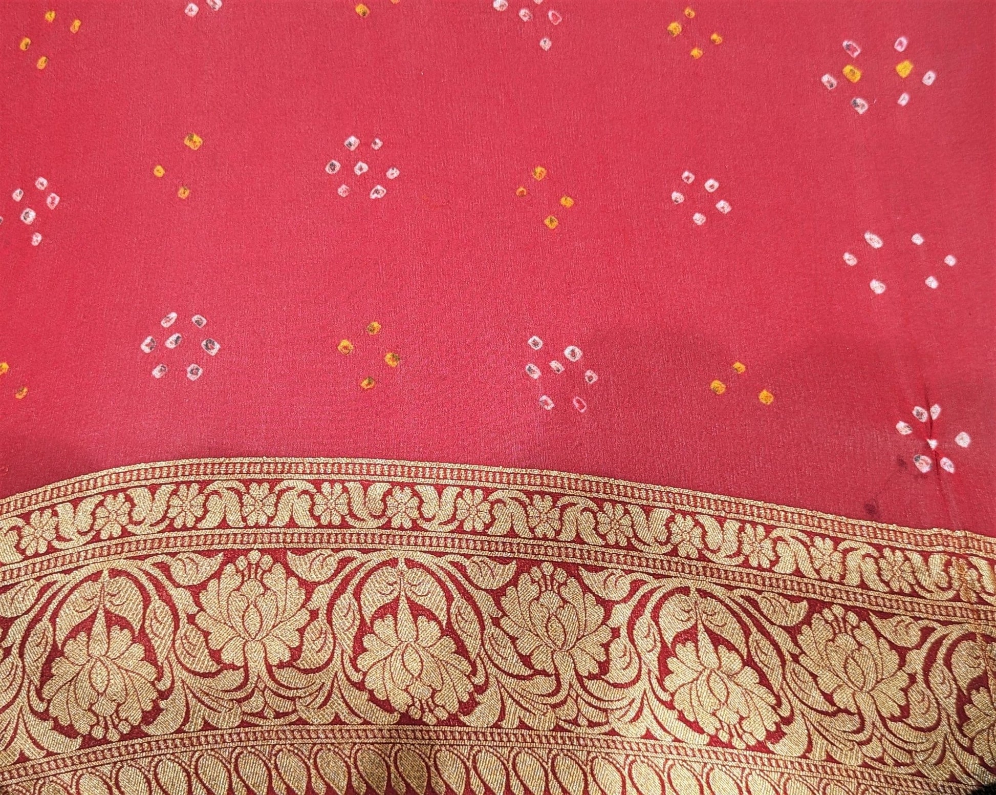 Pure Georgette Bandhani Handloom Saree In Shades Of Red/Orange - Bharat Silk House