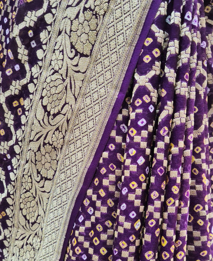 Pure Hand Bandhej Silk Saree With Zari Weaving Work In Shades Of Magenta - Bharat Silk House