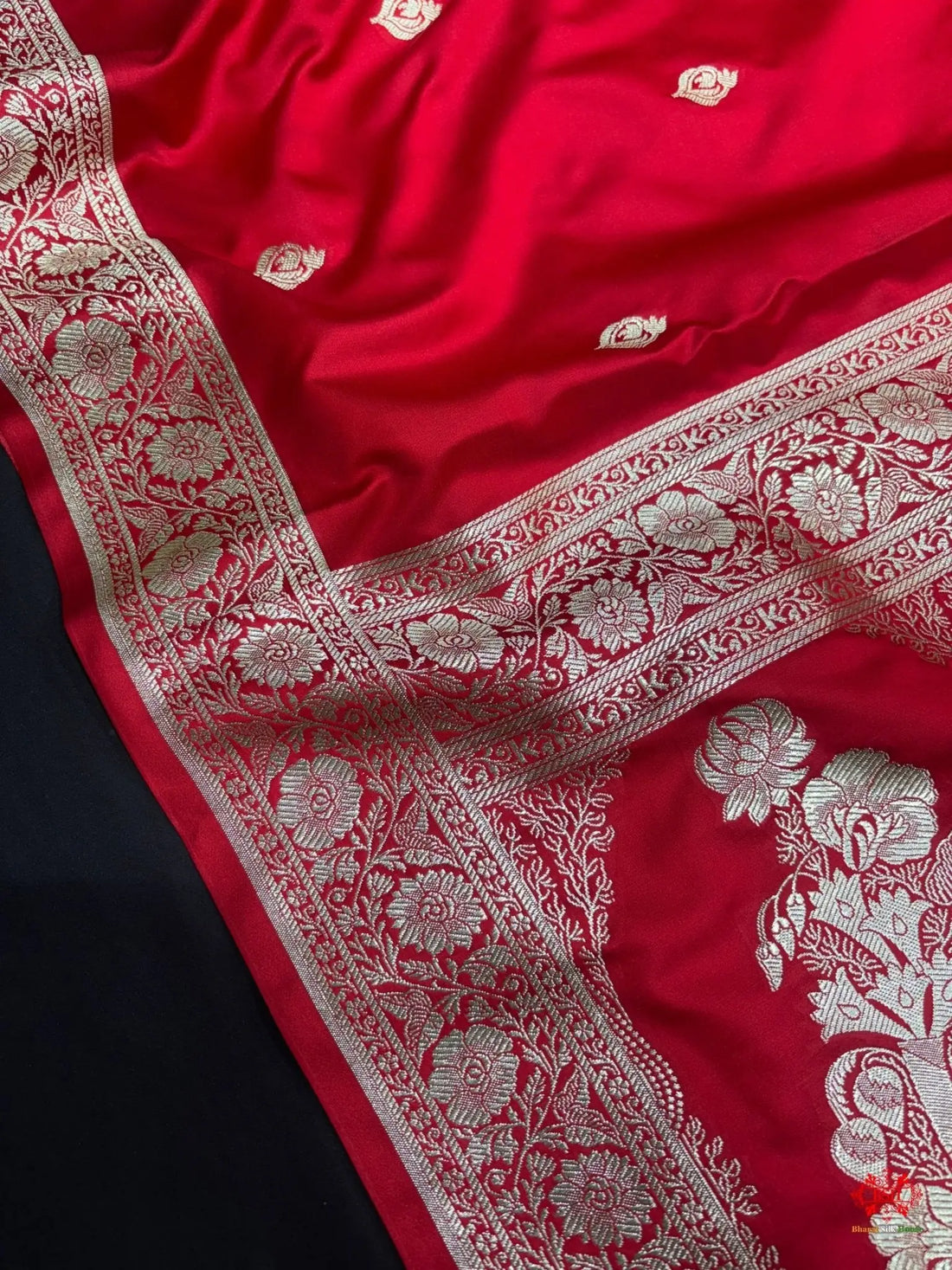 Red Mashru Silk All Over Booti With Jaal Blouse Design Saree - Bharat Silk House Mashroo Silk