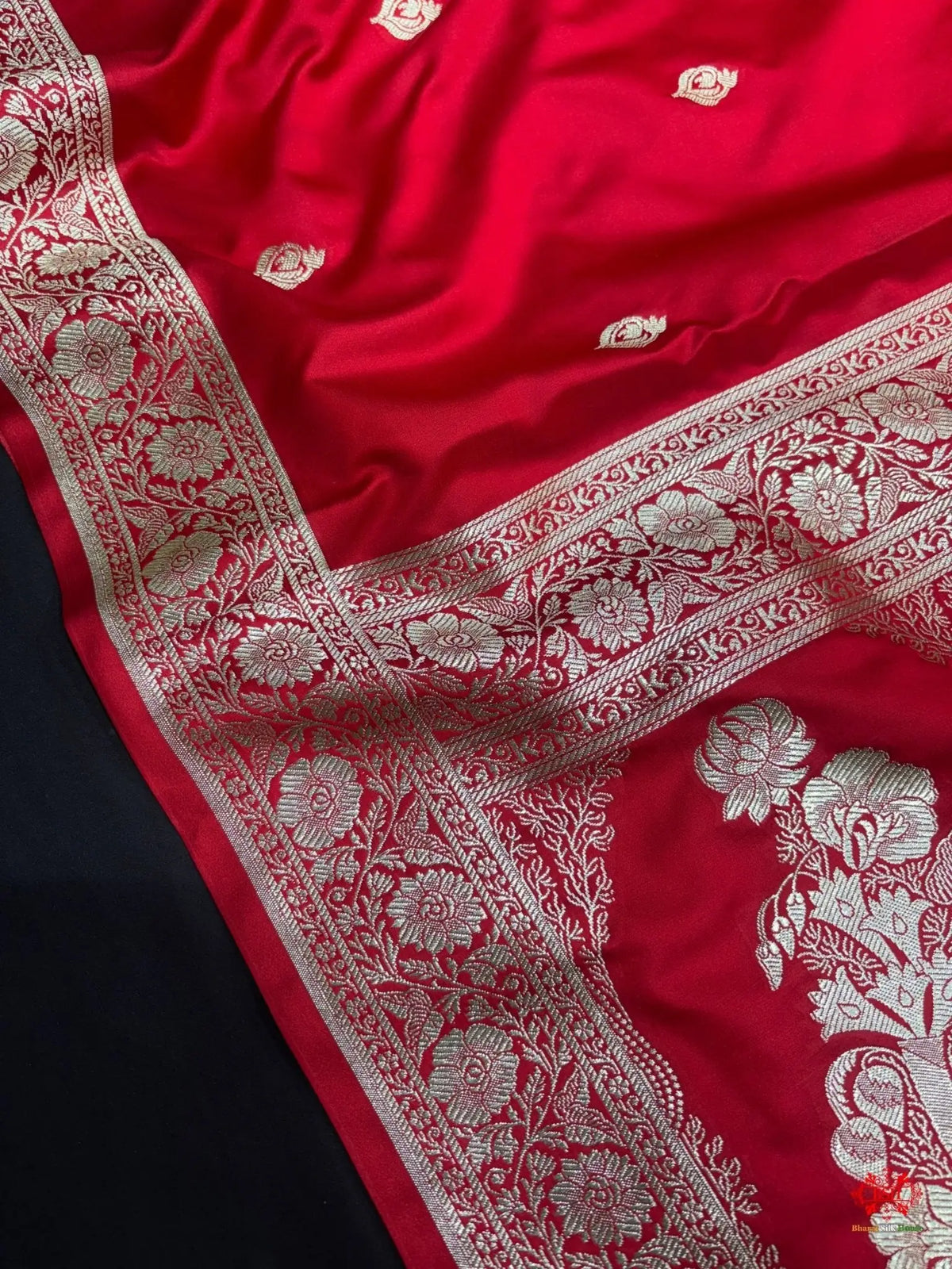 Red Mashru Silk All Over Booti With Jaal Blouse Design Saree - Bharat Silk House Mashroo Silk