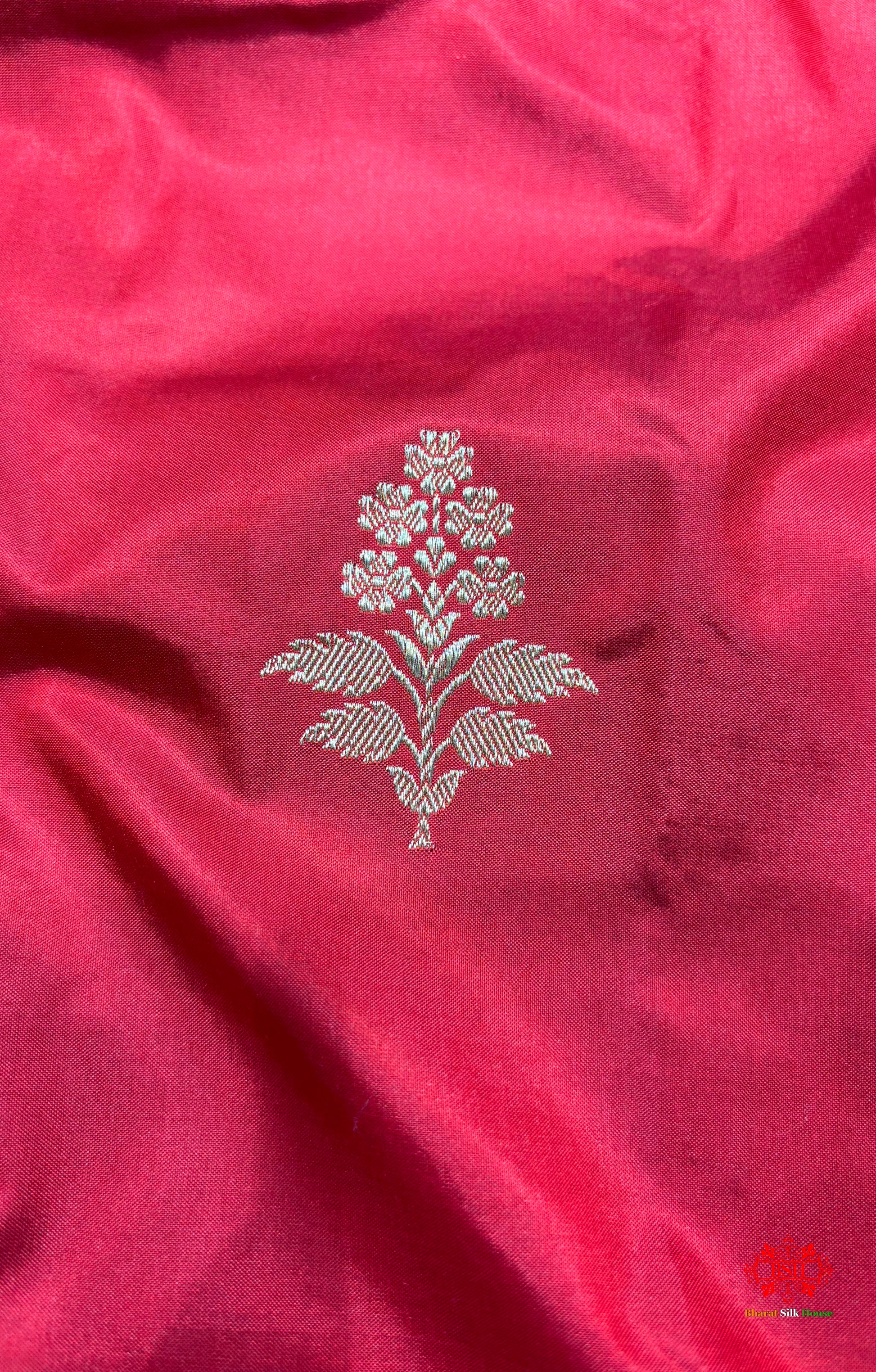 Pure Banarasi  Handloom Katan Silk Antique Zari Saree In Shades Of Red - Pure Kataan Silk - 