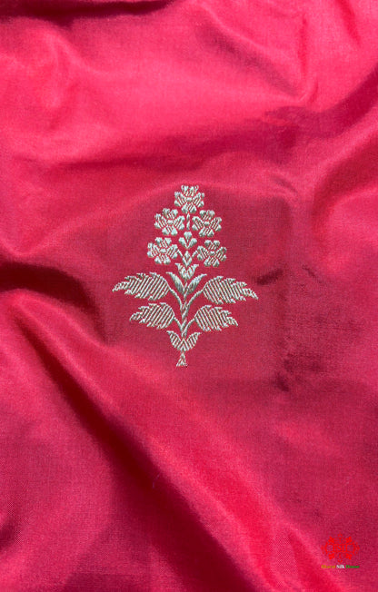 Pure Banarasi  Handloom Katan Silk Antique Zari Saree In Shades Of Red - Pure Kataan Silk - 