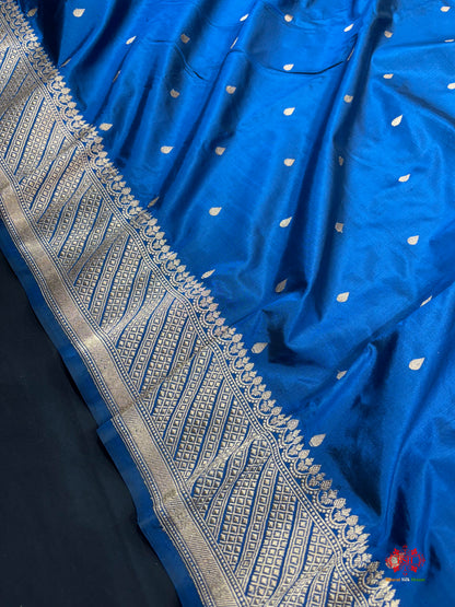 Pure Banarasi  Handloom Katan Silk Antique Zari Saree In Shades Of Blue - Pure Kataan Silk - 