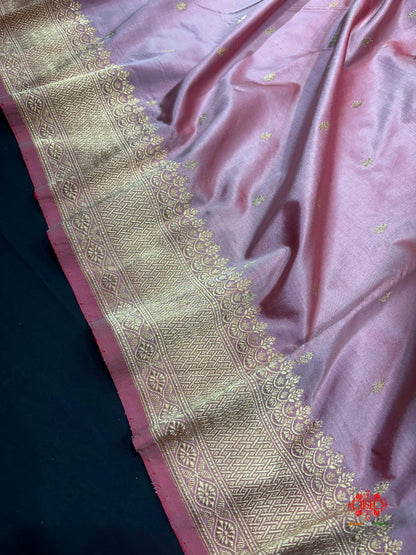 Pure Banarasi  Handloom Katan Silk Antique Zari Saree In Shades Of Peach - Pure Kataan Silk - 