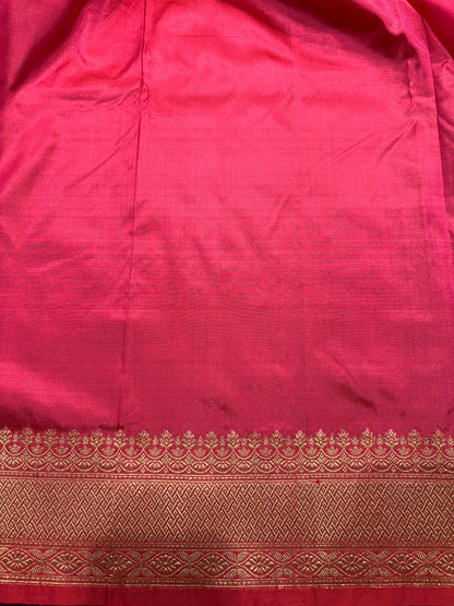 Pure Banarasi  Handloom Katan Silk Antique Zari Saree In Shades Of Red - Pure Kataan Silk -