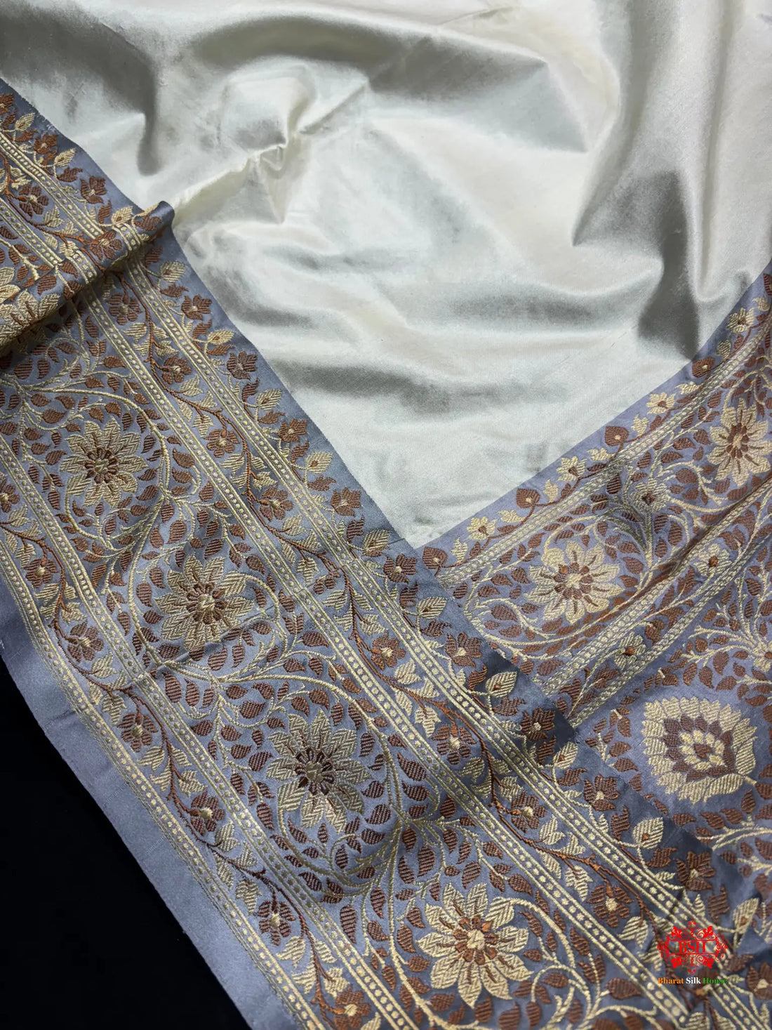Pure Banarasi  Handloom Katan Silk  Reshami Zari Saree In Shades Of Off White With Grey Border - Pure Kataan Silk -