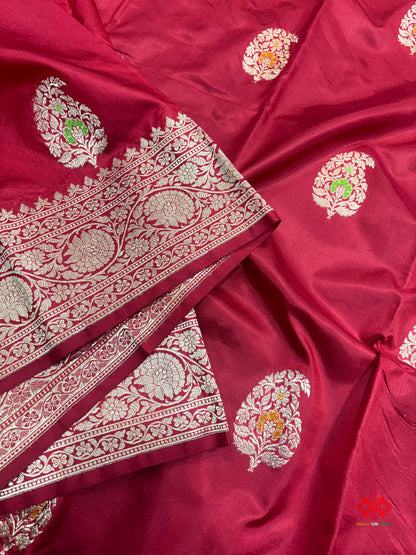 Pure Banarasi  Handloom Katan Silk Antique Zari Meenakari Saree In Shades Of Red - Pure Kataan Silk - 