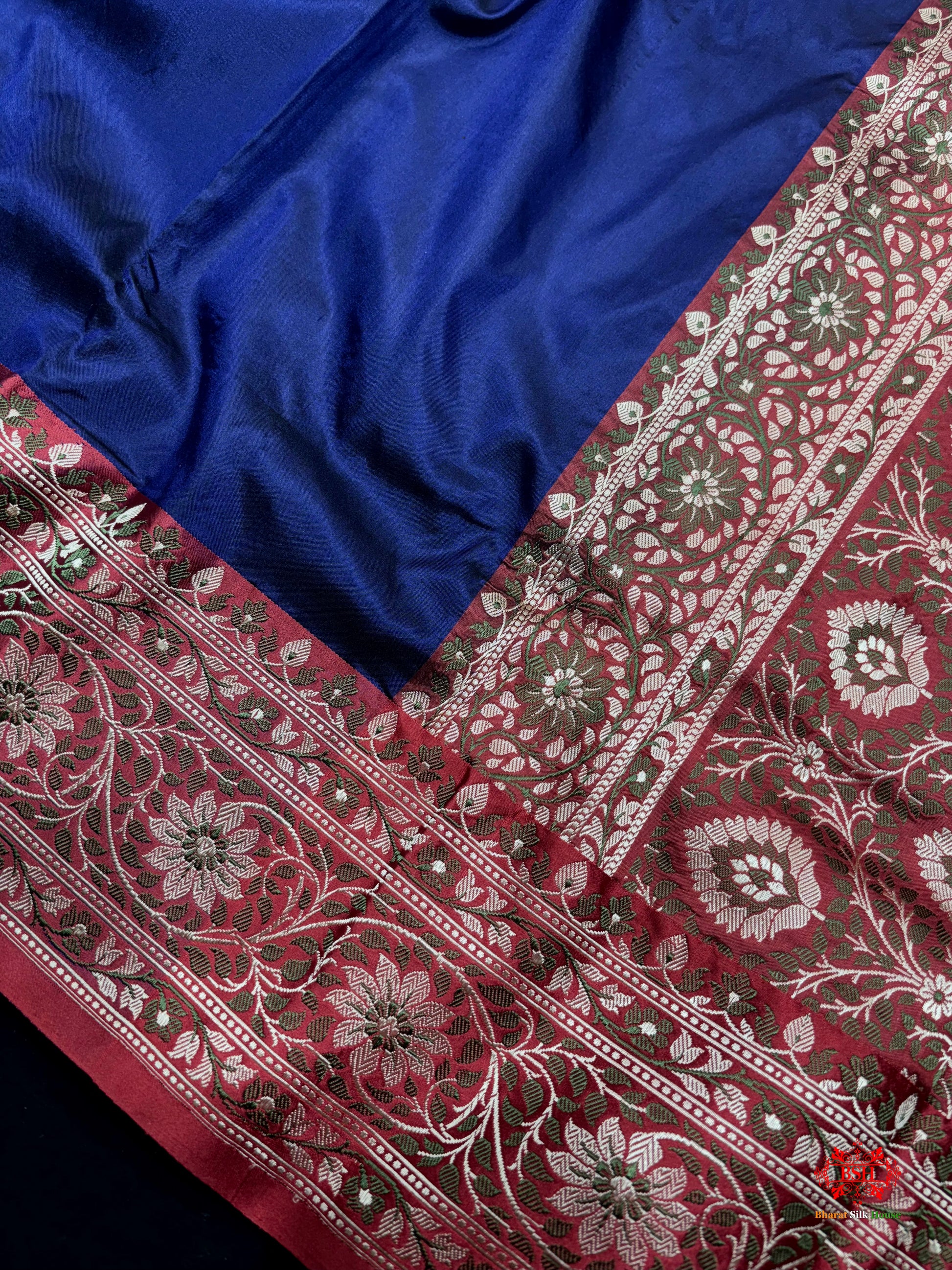 Pure Banarasi  Handloom Katan Silk  Reshami Zari Saree In Shades Of Navy Blue With Red Border - Pure Kataan Silk - 