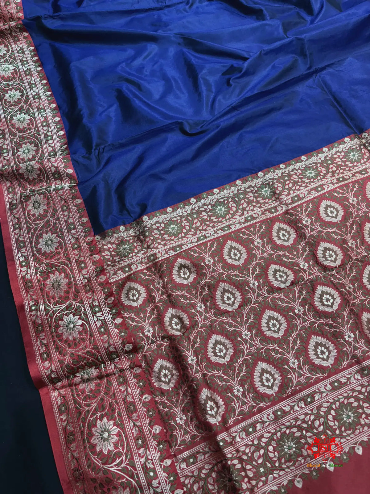 Pure Banarasi  Handloom Katan Silk  Reshami Zari Saree In Shades Of Navy Blue With Red Border - Pure Kataan Silk -