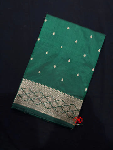 Pure Banarasi  Handloom Katan Silk Antique Zari Saree In Shades Of Green - Pure Kataan Silk -