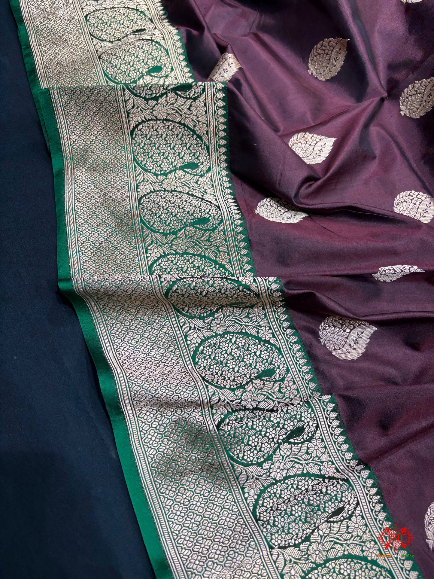 Pure Banarasi  Handloom Katan Silk  Antique Zari Saree In Shades Of Coffee Brown - Pure Kataan Silk - 