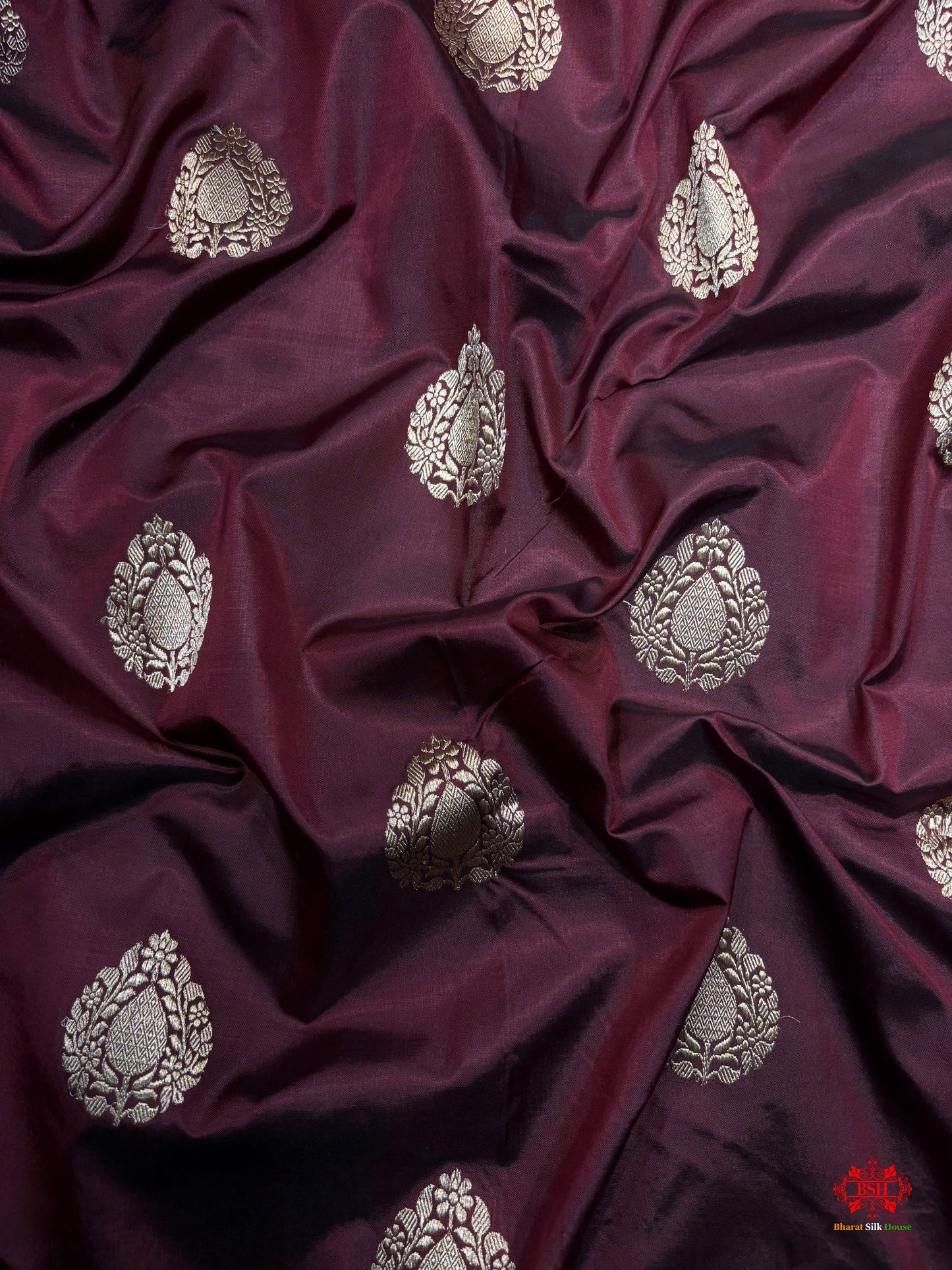 Pure Banarasi  Handloom Katan Silk  Antique Zari Saree In Shades Of Garnet - Pure Kataan Silk - 