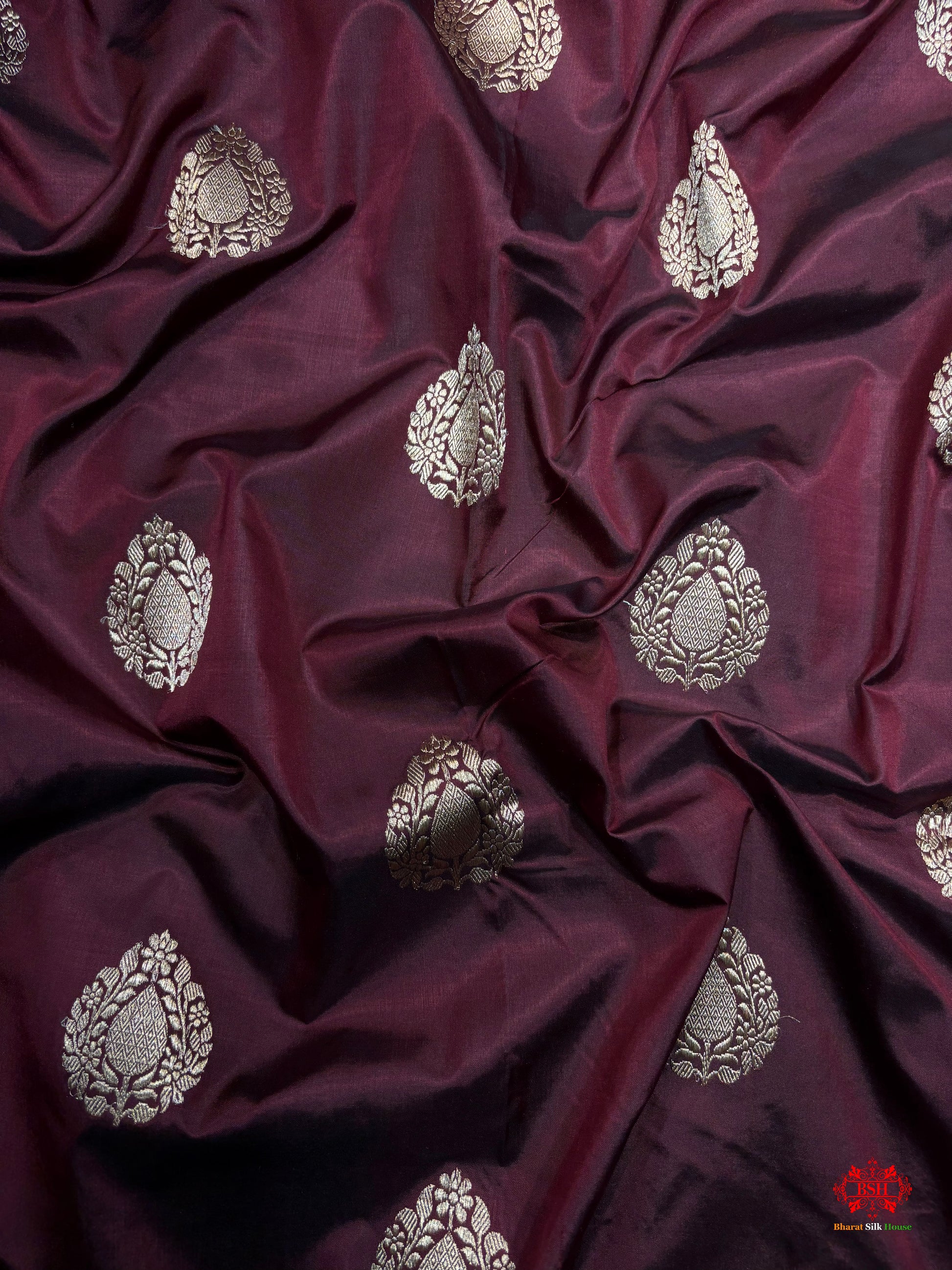 Pure Banarasi  Handloom Katan Silk  Antique Zari Saree In Shades Of Garnet - Pure Kataan Silk - 
