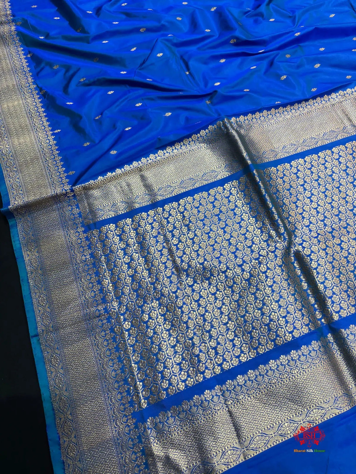 Pure Banarasi  Handloom Katan Silk Antique Zari Saree In Shades Of Blue - Pure Kataan Silk -