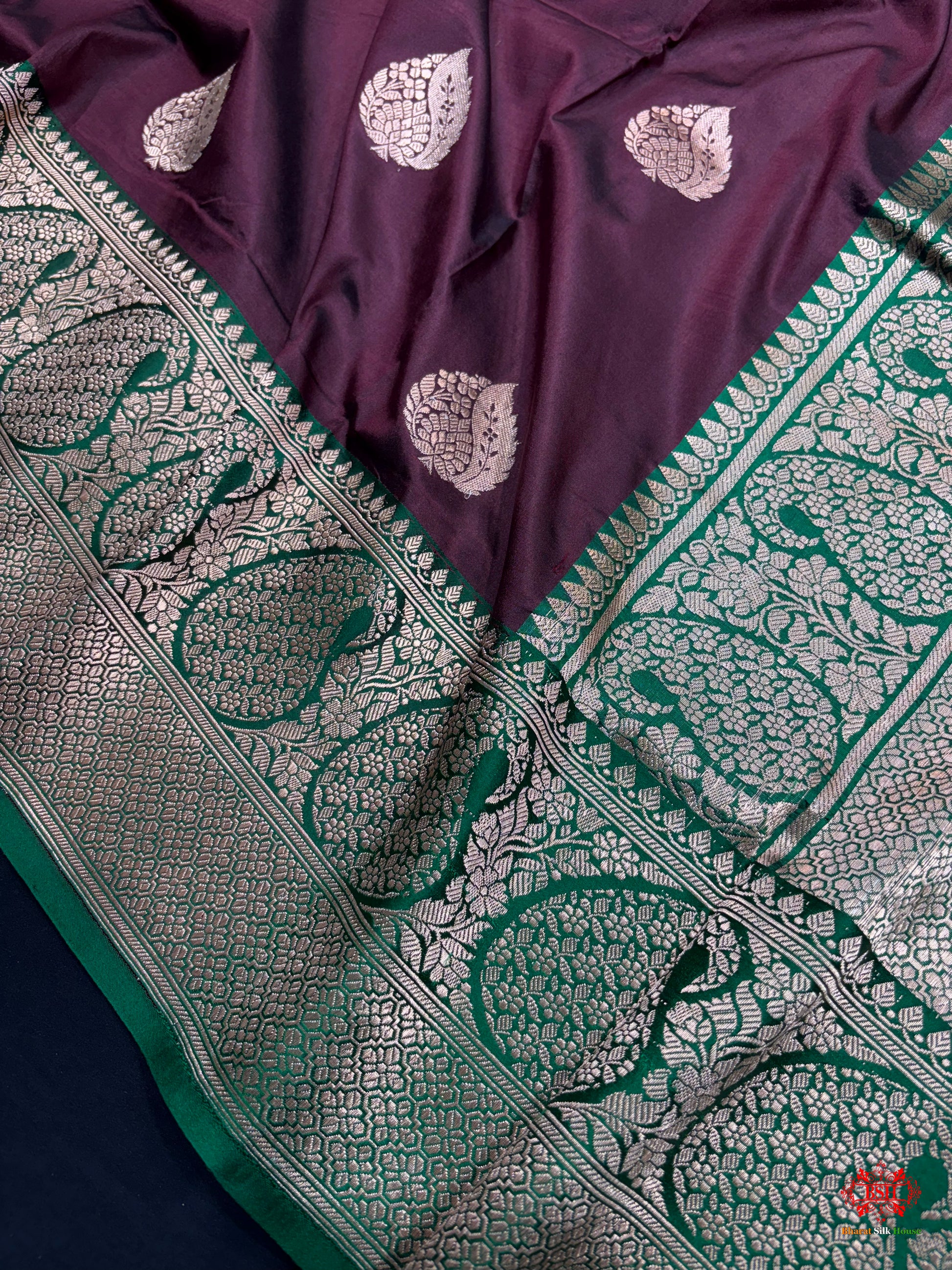 Pure Banarasi  Handloom Katan Silk  Antique Zari Saree In Shades Of Coffee Brown - Pure Kataan Silk - 