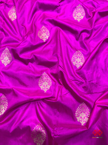 Pure Banarasi  Handloom Katan Silk Antique Zari Saree In Shades Of Pink - Pure Kataan Silk - 