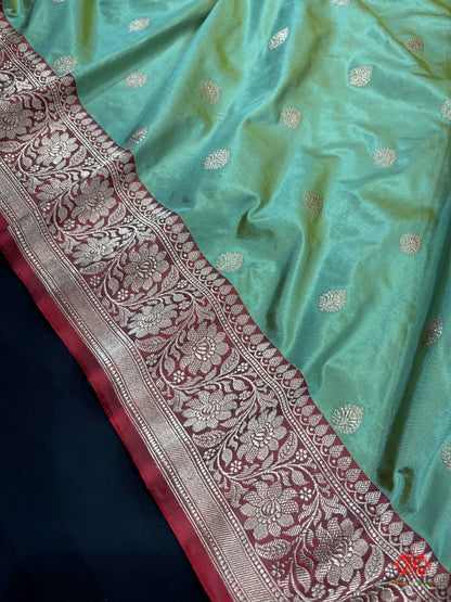 Pure Banarasi  Handloom Katan Silk Antique Zari Saree In Shades Of Pista - Pure Kataan Silk - 