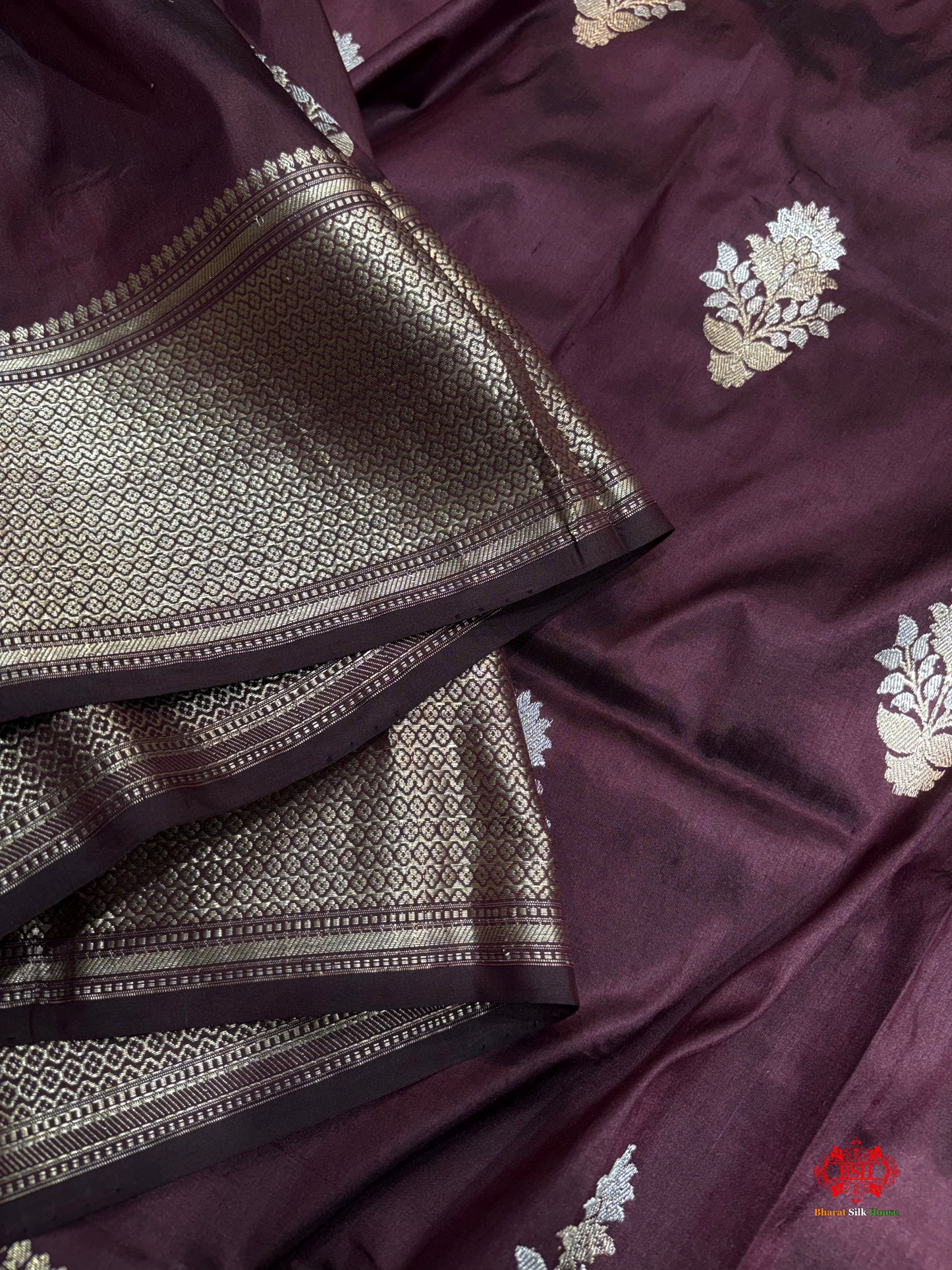 Pure Banarasi  Handloom Katan Silk  Antique Dual Zari Saree In Shades Of Garnet - Pure Kataan Silk - 