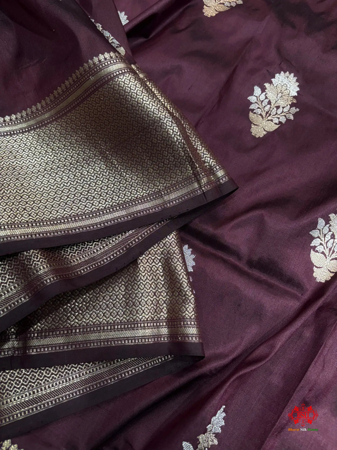 Pure Banarasi  Handloom Katan Silk  Antique Dual Zari Saree In Shades Of Garnet - Pure Kataan Silk -