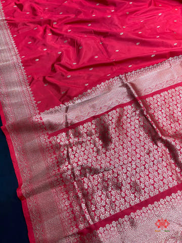 Pure Banarasi  Handloom Katan Silk Antique Zari Saree In Shades Of Red - Pure Kataan Silk -