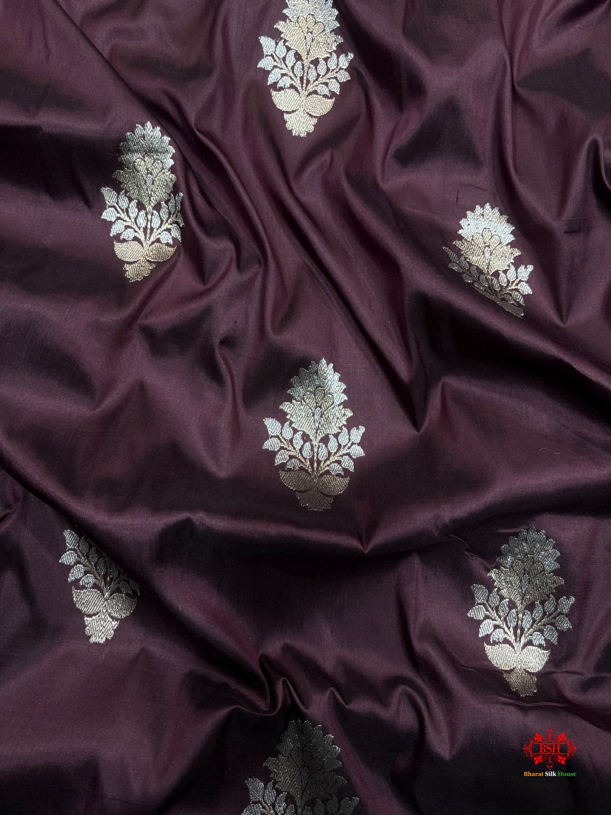 Pure Banarasi  Handloom Katan Silk  Antique Dual Zari Saree In Shades Of Garnet - Pure Kataan Silk - 