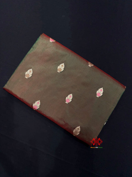 Pure Banarasi  Handloom Katan Silk Antique Meena Zari Saree In Cross Shades Of Green/Red - Pure Kataan Silk - 