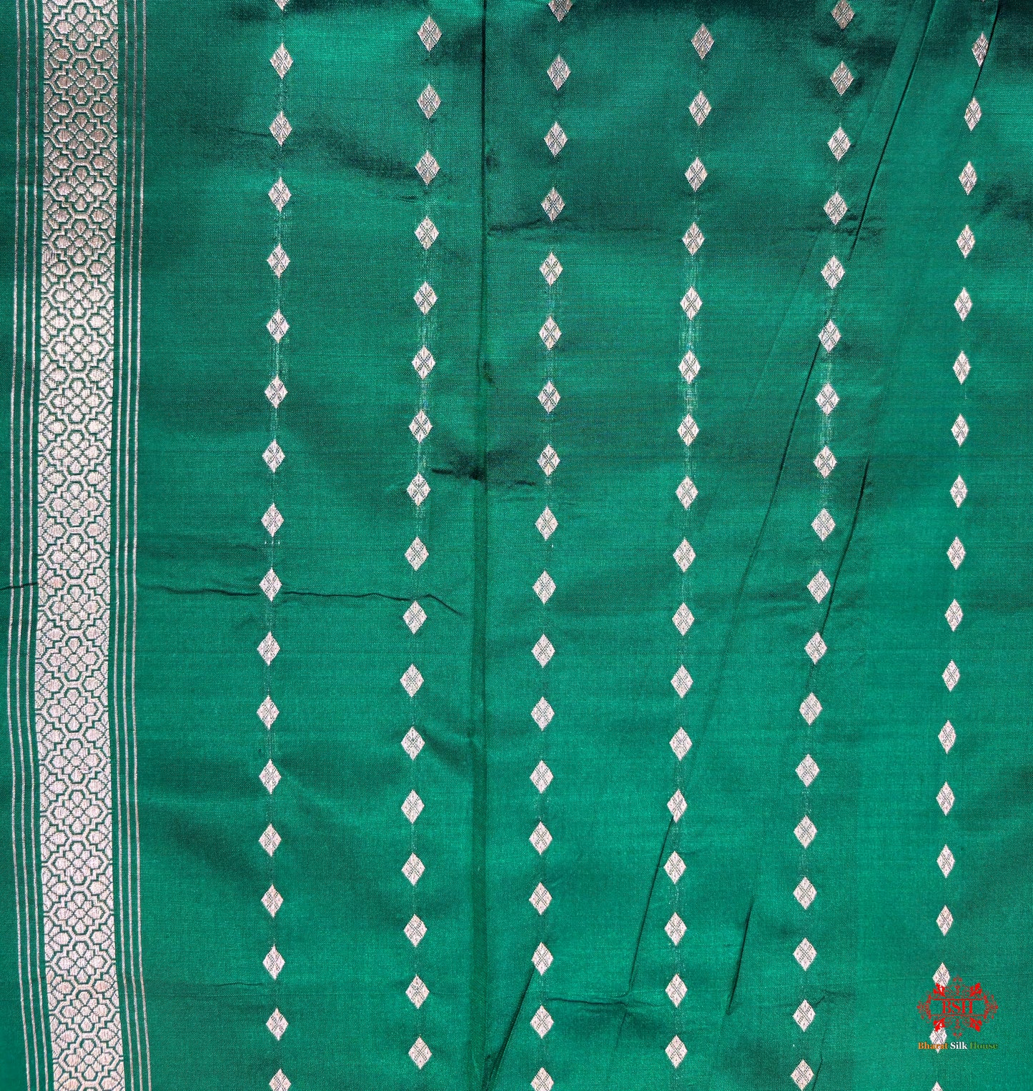Pure Banarasi  Handloom Katan Silk  Antique Zari Saree In Shades Of Coffee Brown - Pure Kataan Silk - 