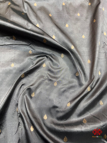 Pure Banarasi  Handloom Katan Silk Antique Zari Saree In Shades Of Grey - Pure Kataan Silk - 