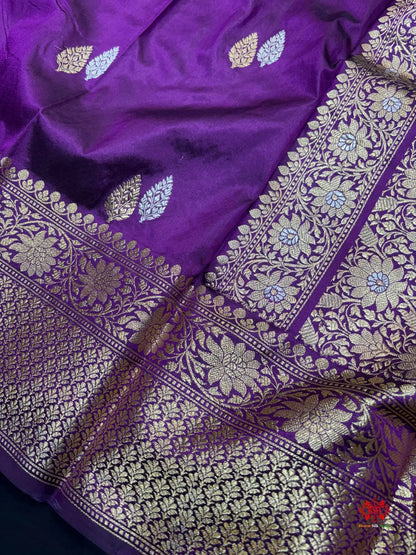 Pure Banarasi  Handloom Katan Silk  Antique Dual Zari Saree In Shades Of Indigo Blue - Pure Kataan Silk -