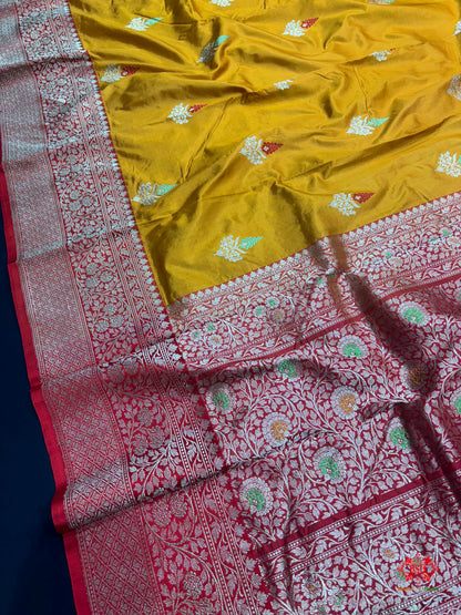 Pure Banarasi  Handloom Katan Silk Antique Zari Meenakari Saree In Shades Of Mustard - Pure Kataan Silk - 