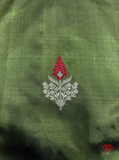 Pure Banarasi  Handloom Katan Silk Antique Zari Meenakari Saree In Shades Of Green - Pure Kataan Silk -