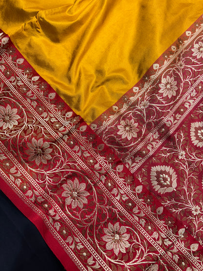 Pure Banarasi  Handloom Katan Silk Reshami Zari Saree In Shades Of Mustard Yellow With Red Border - Pure Kataan Silk - 