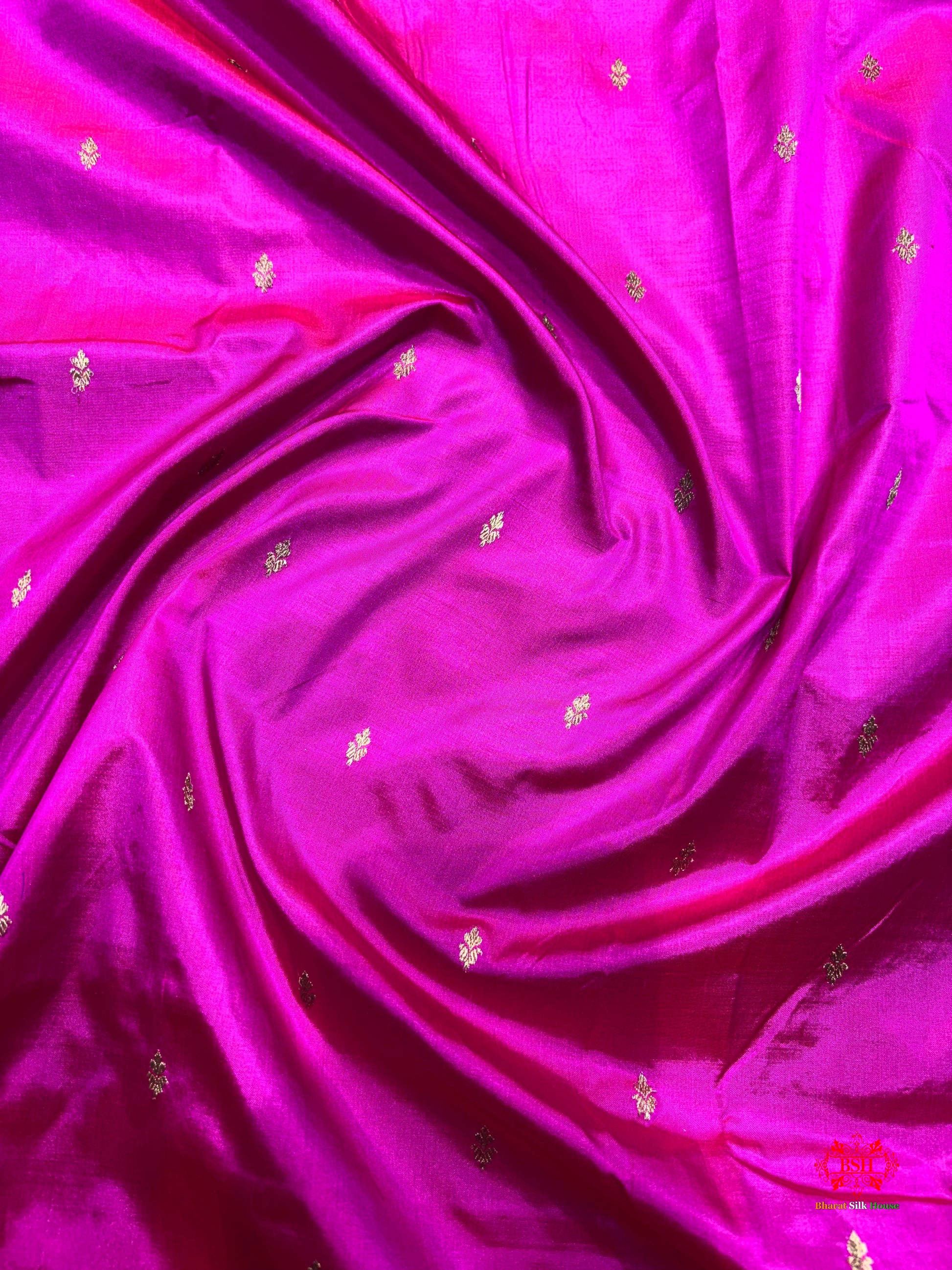 Pure Banarasi  Handloom Katan Silk Antique Zari Saree In Shades Of Pink - Pure Kataan Silk - 
