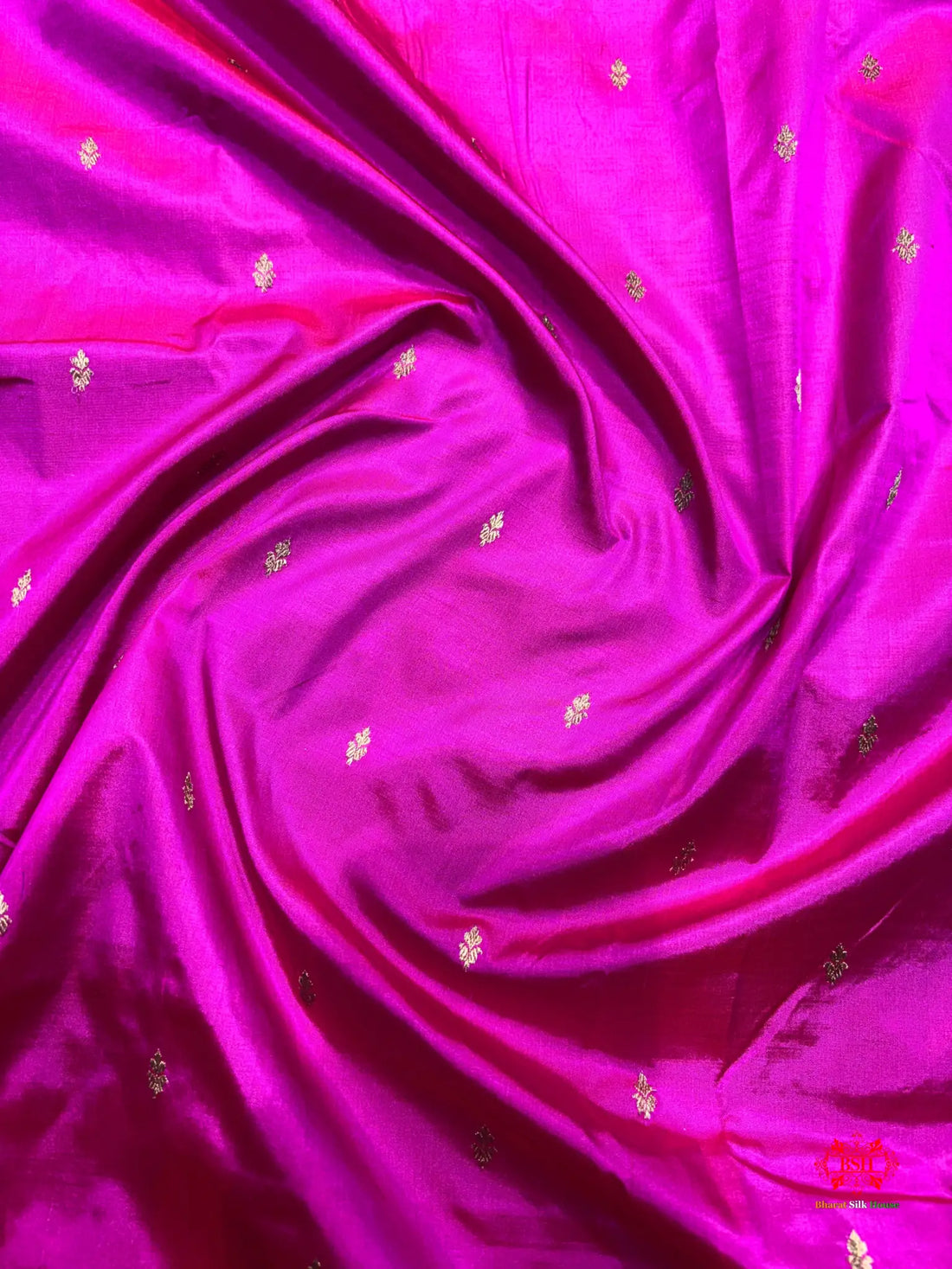 Pure Banarasi  Handloom Katan Silk Antique Zari Saree In Shades Of Pink - Pure Kataan Silk -