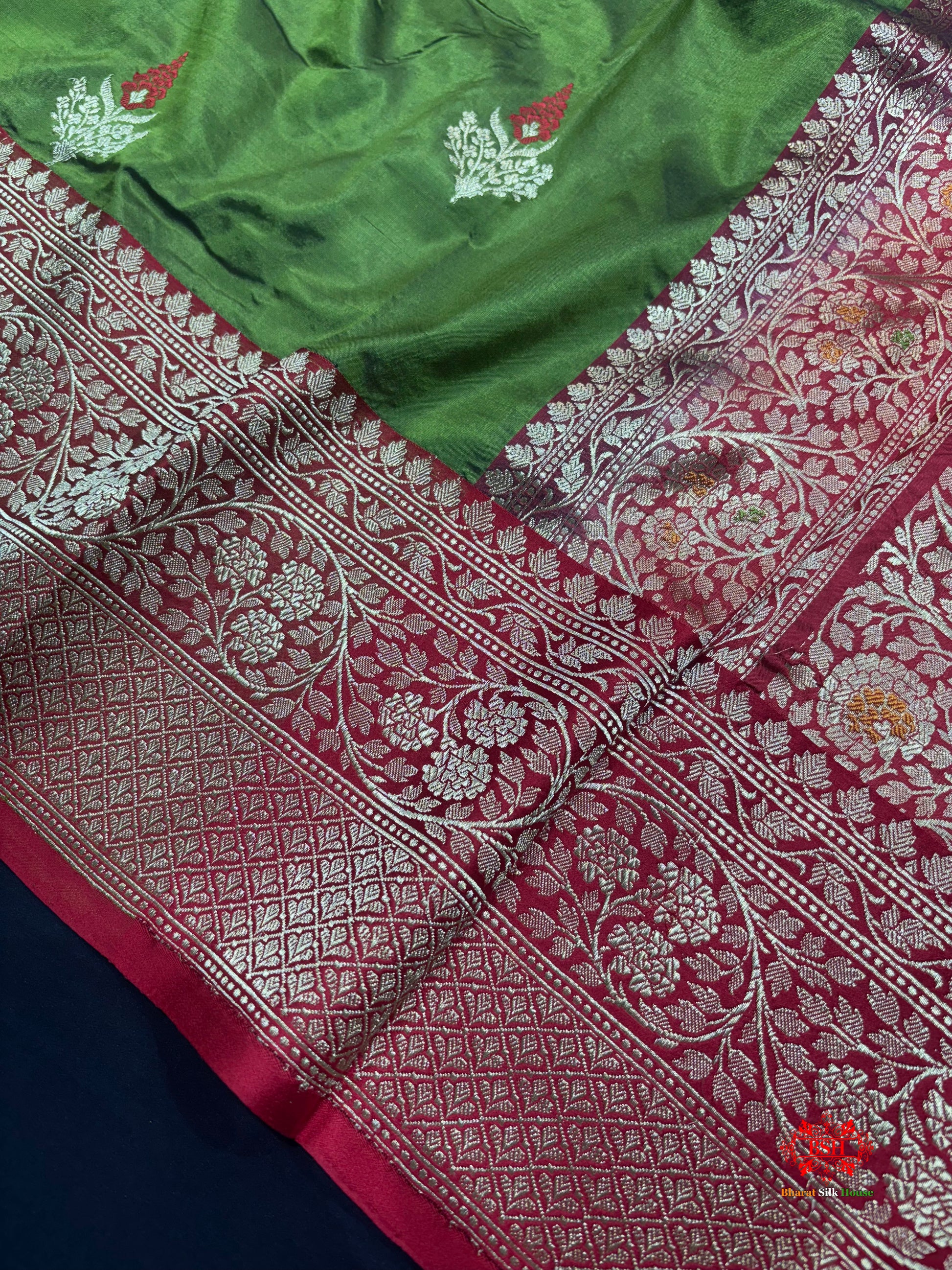 Pure Banarasi  Handloom Katan Silk Antique Zari Meenakari Saree In Shades Of Green - Pure Kataan Silk - 
