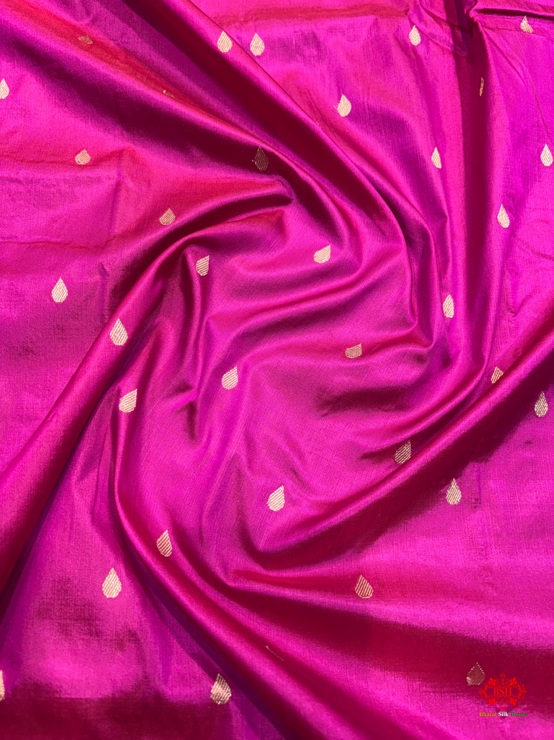 Pure Banarasi  Handloom Katan Silk Antique Zari Saree In Shades Of Pink - Pure Kataan Silk - 