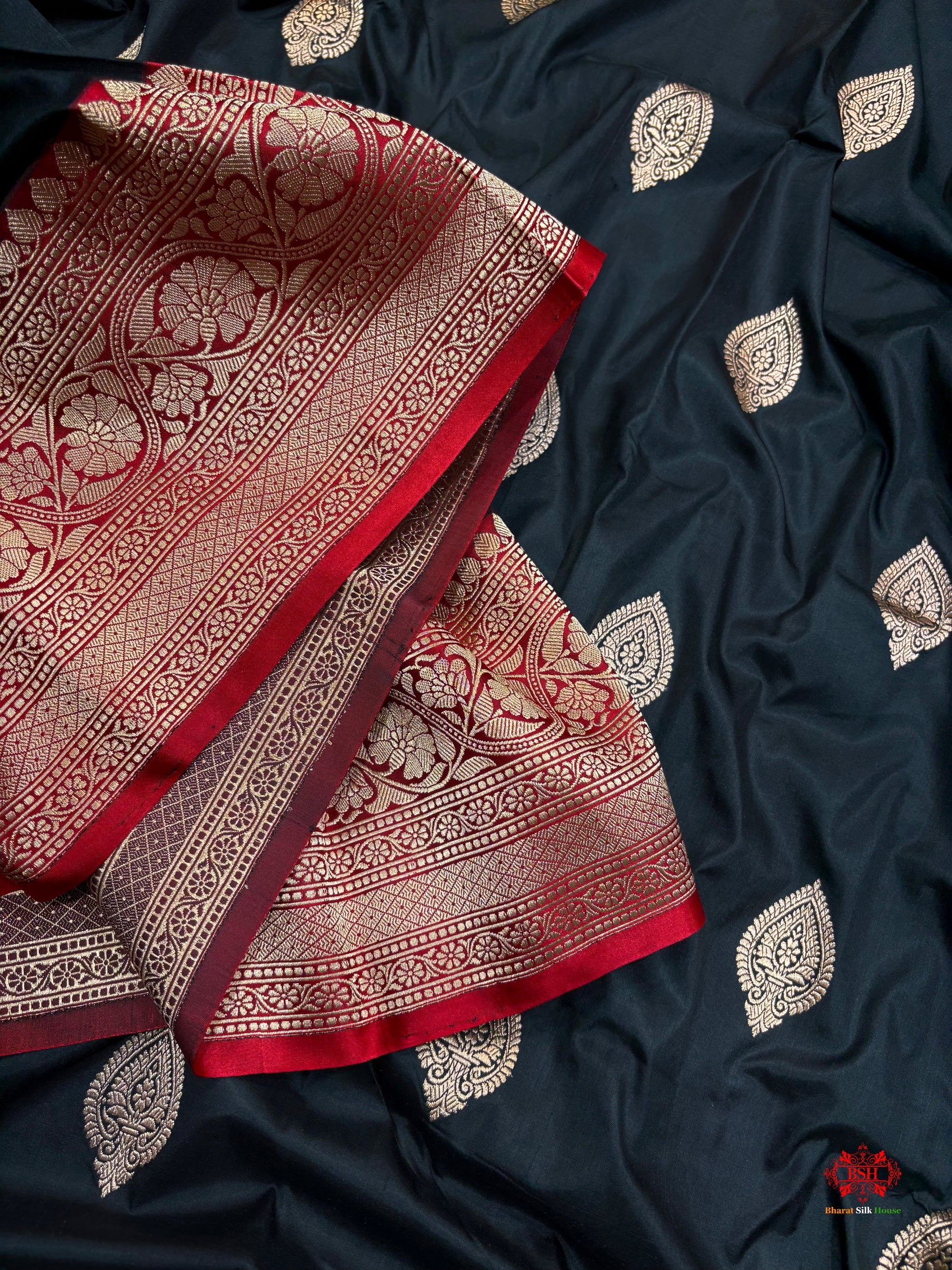 Pure Banarasi  Handloom Katan Silk  Antique Zari Saree In Shades Of Black - Pure Kataan Silk - 