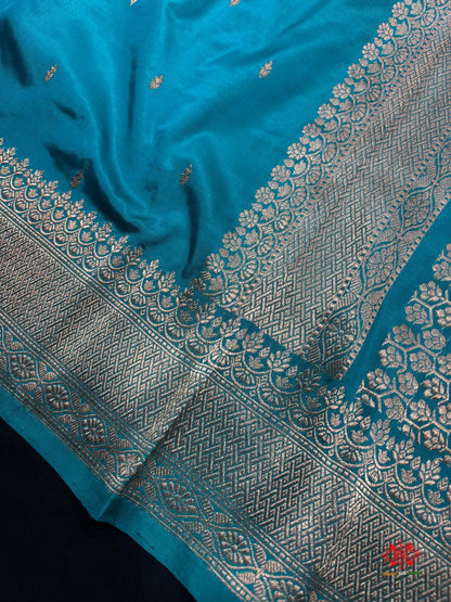 Pure Banarasi  Handloom Katan Silk Antique Zari Saree In Shades Of Firozi - Pure Kataan Silk -