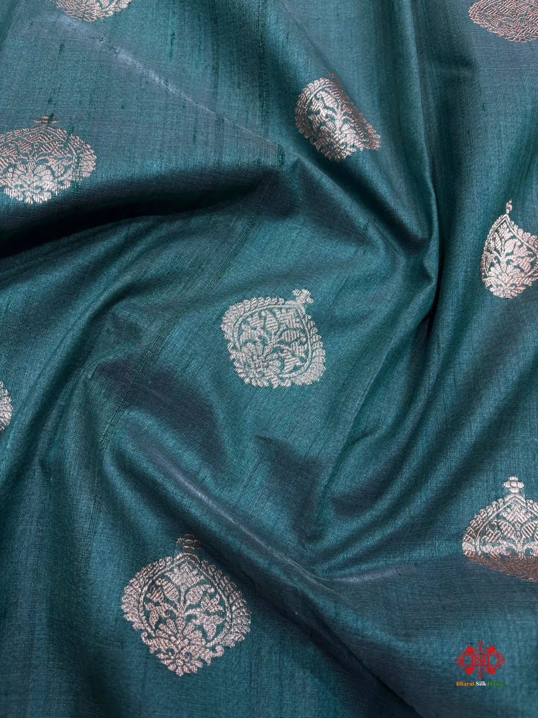 Green Shade With Meena Border Pure Banarasi Tusser Moonga Silk Saree - Pure Kataan Silk -