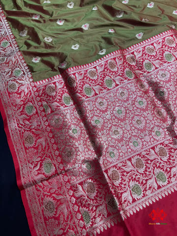 Pure Banarasi  Handloom Katan Silk Antique Meena Zari Saree In Cross Shades Of Green/Red - Pure Kataan Silk -