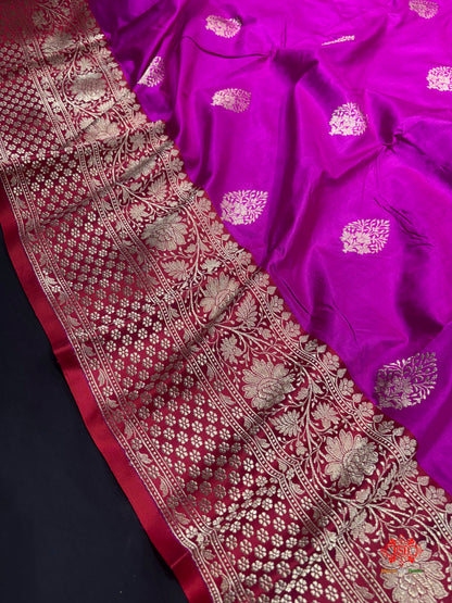 Pure Banarasi  Handloom Katan Silk Antique Zari Saree In Shades Of Pink - Pure Kataan Silk - 