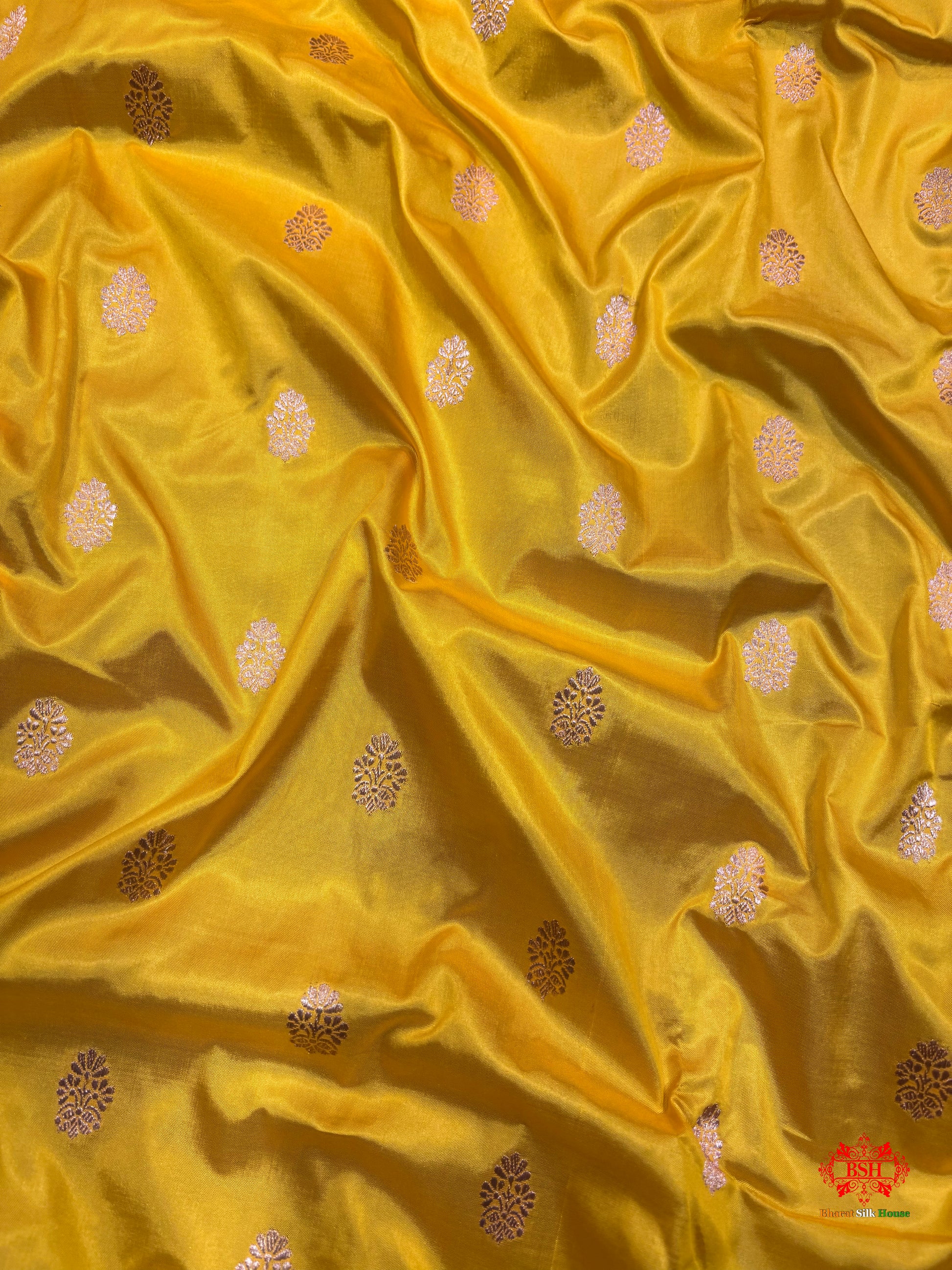 Pure Banarasi  Handloom Katan Silk Antique Zari Saree In Shades Of Yellow - Pure Kataan Silk - 