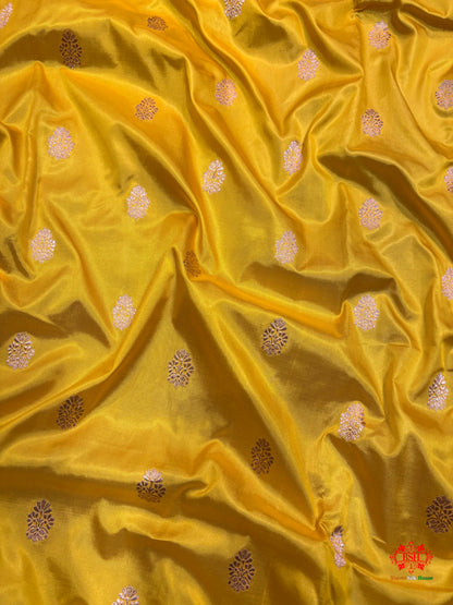 Pure Banarasi  Handloom Katan Silk Antique Zari Saree In Shades Of Yellow - Pure Kataan Silk - 