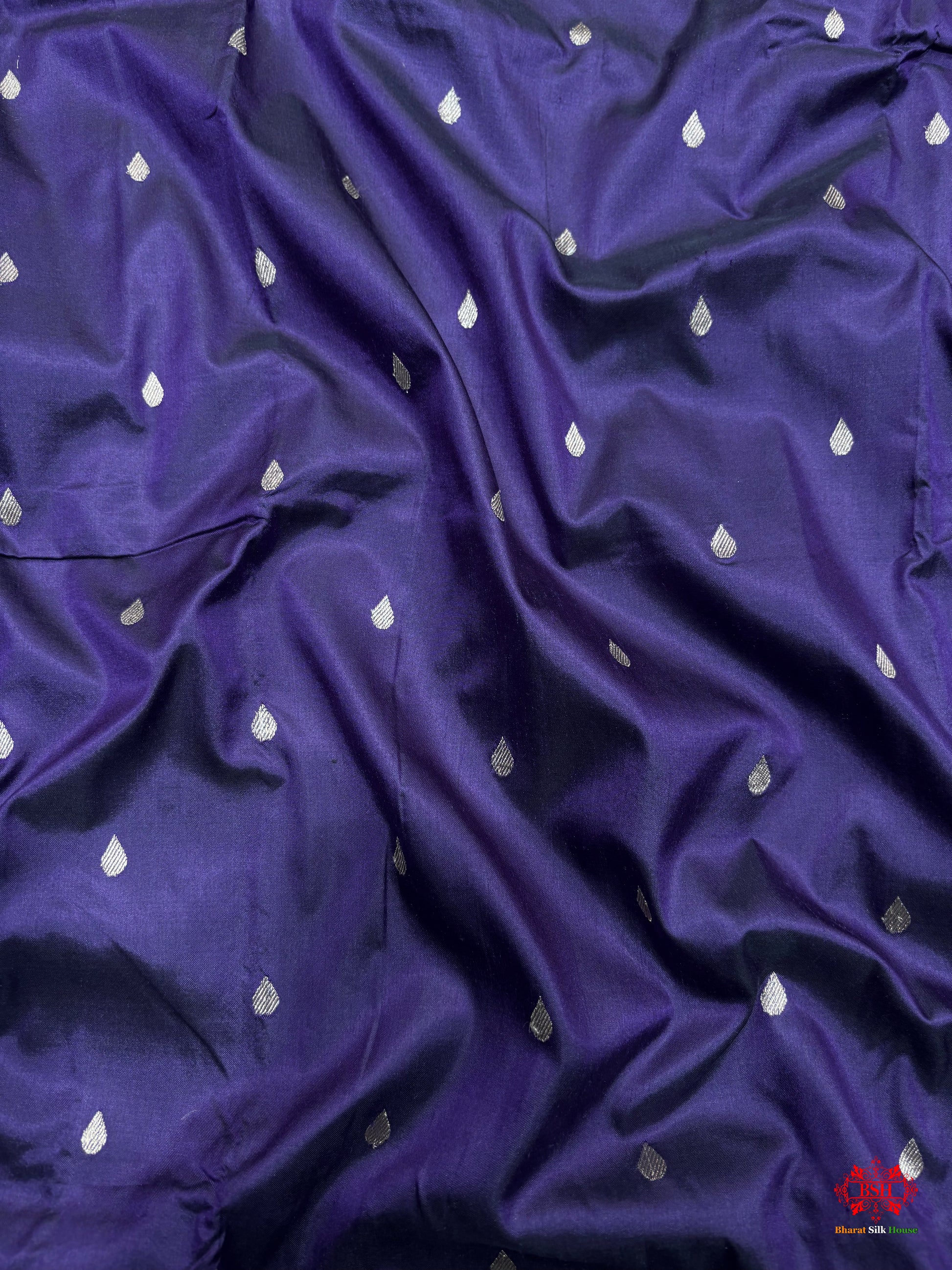 Pure Banarasi  Handloom Katan Silk Antique Zari Saree In Shades Of Navy Blue - Pure Kataan Silk - 