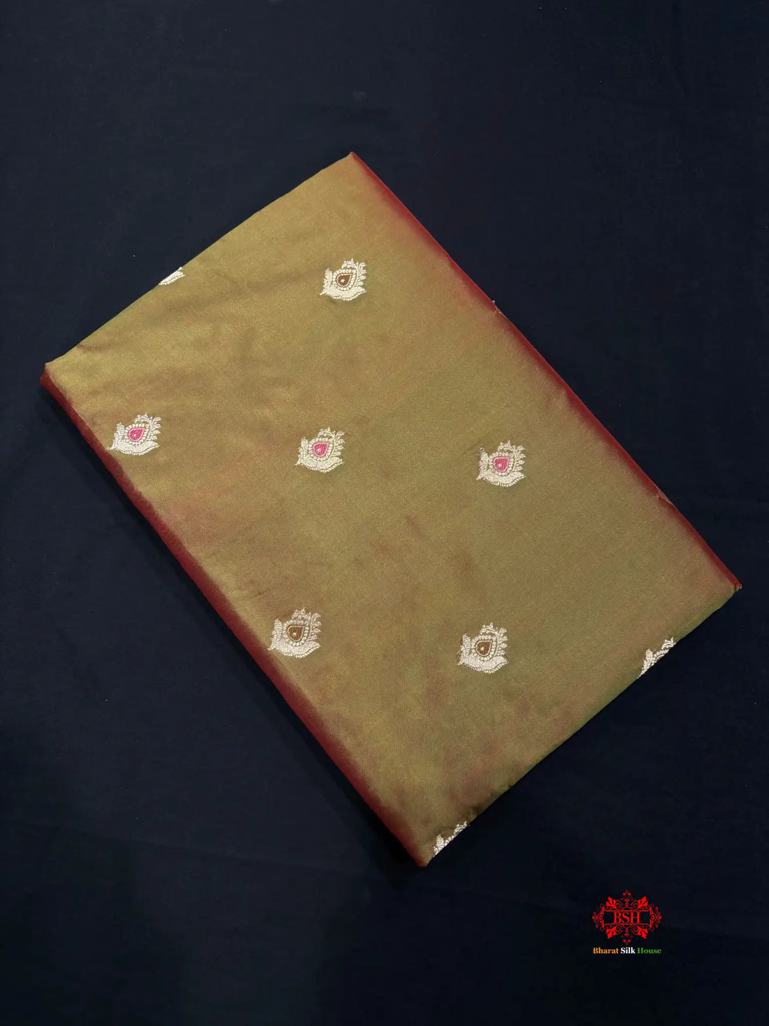 Pure Banarasi  Handloom Katan Silk Antique Meena Zari Saree In Cross Shades Of Green/Red - Pure Kataan Silk -