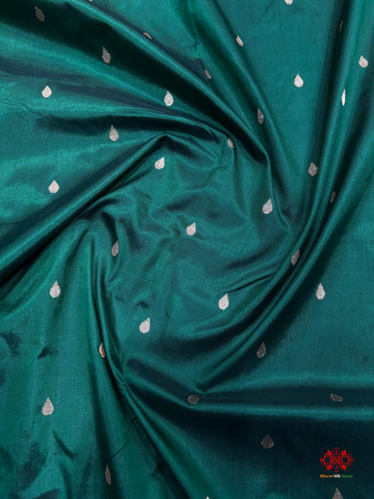 Pure Banarasi  Handloom Katan Silk Antique Zari Saree In Shades Of Green - Pure Kataan Silk - 
