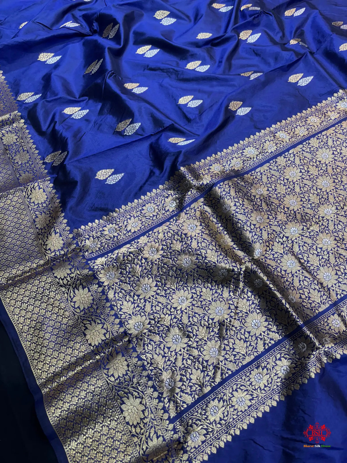 Pure Banarasi  Handloom Katan Silk  Antique Dual Zari Saree In Shades Of Blue - Pure Kataan Silk -