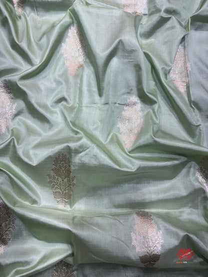 Pure Banarasi  Handloom Katan Silk  Antique Dual Zari Saree In Shades Of Light Firozi - Pure Kataan Silk - 